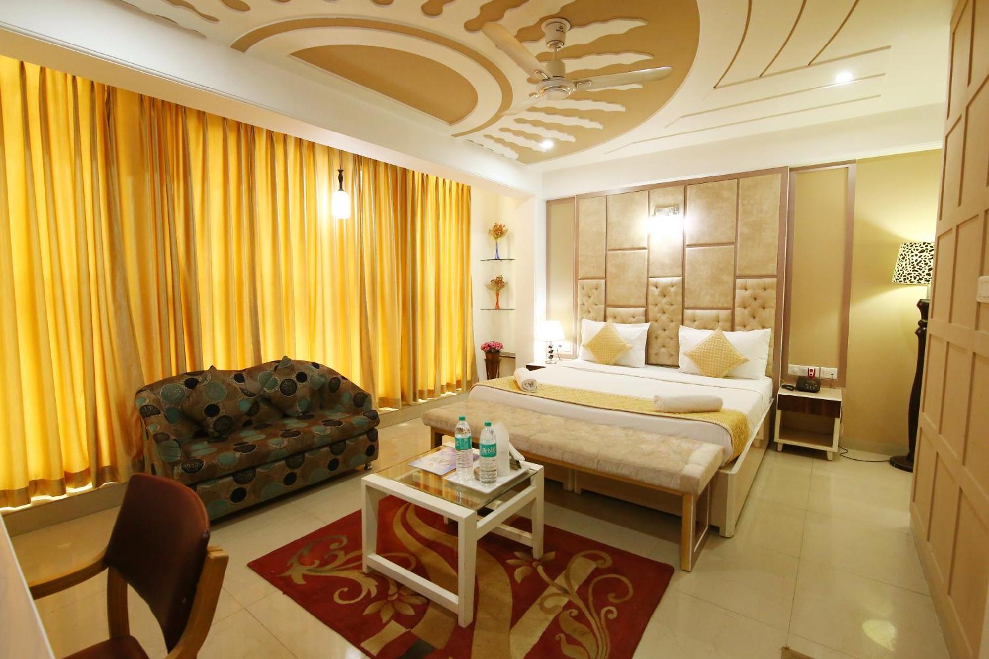 A Family Hotel Oppera Near Igi Airport Нью-Дели Экстерьер фото